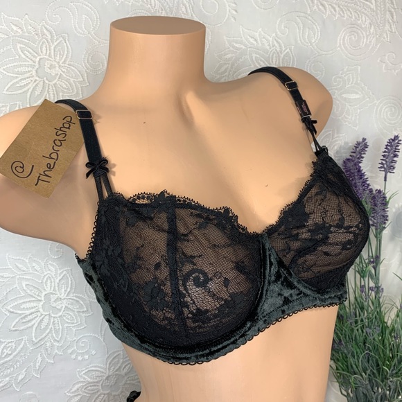 32DDD VS Unlined Bra Black Velvet - Picture 3 of 5